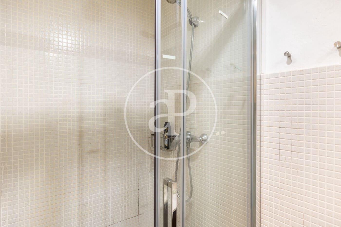 1 soveværelse Lejlighed til salg i Barcelona by - € 175.000 (Ref: 9780536)