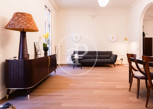 4 sovrum Lägenhet till salu i La Dreta de L'Eixample, Barcelona stad - 1 800 000 € (Ref: 9780539)