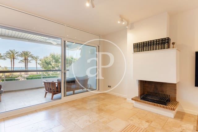 3 chambre Appartement à vendre à Vilanova i la Geltrú avec piscine - 655 000 € (Ref: 9783240)