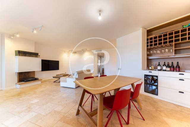 3 chambre Appartement à vendre à Vilanova i la Geltrú avec piscine - 655 000 € (Ref: 9783240)