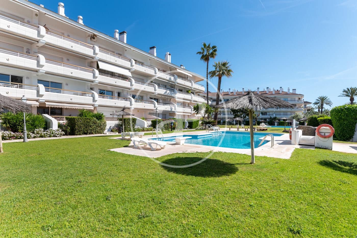 3 chambre Appartement à vendre à Vilanova i la Geltru avec piscine - 655 000 € (Ref: 9783240)