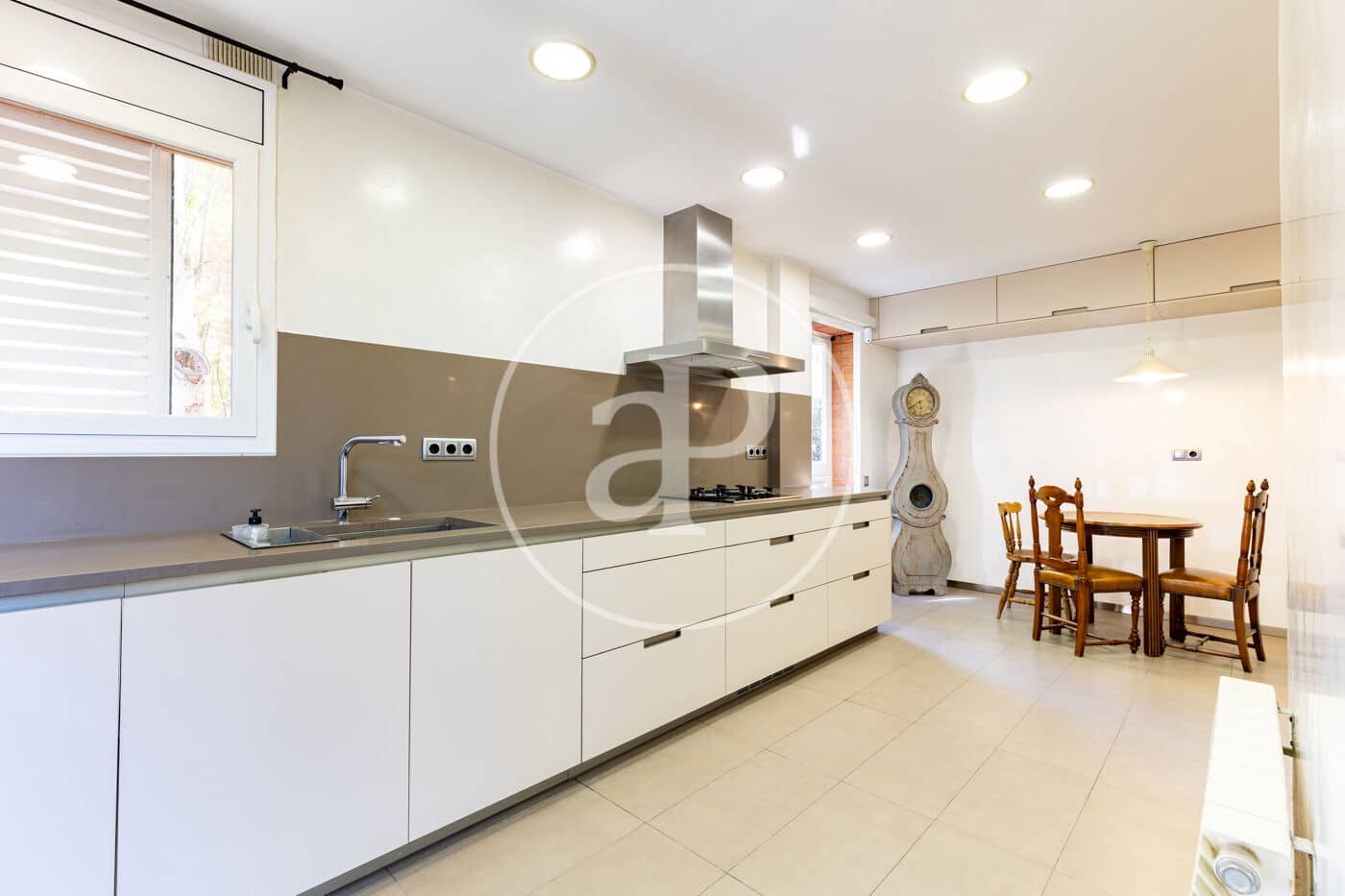 4 bedroom Villa for sale in Sant Cugat del Valles - € 1,600,000 (Ref: 9783241)
