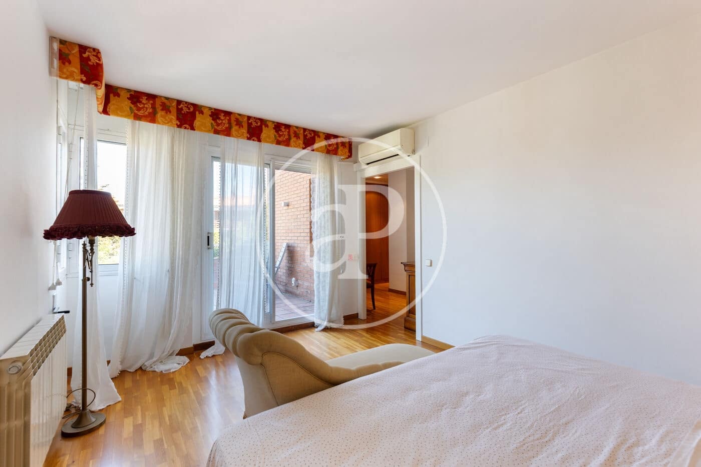 4 bedroom Villa for sale in Sant Cugat del Valles - € 1,600,000 (Ref: 9783241)