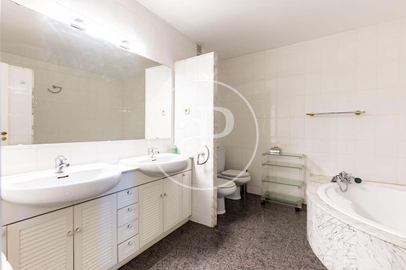 4 bedroom Villa for sale in Sant Cugat del Valles - € 1,600,000 (Ref: 9783241)