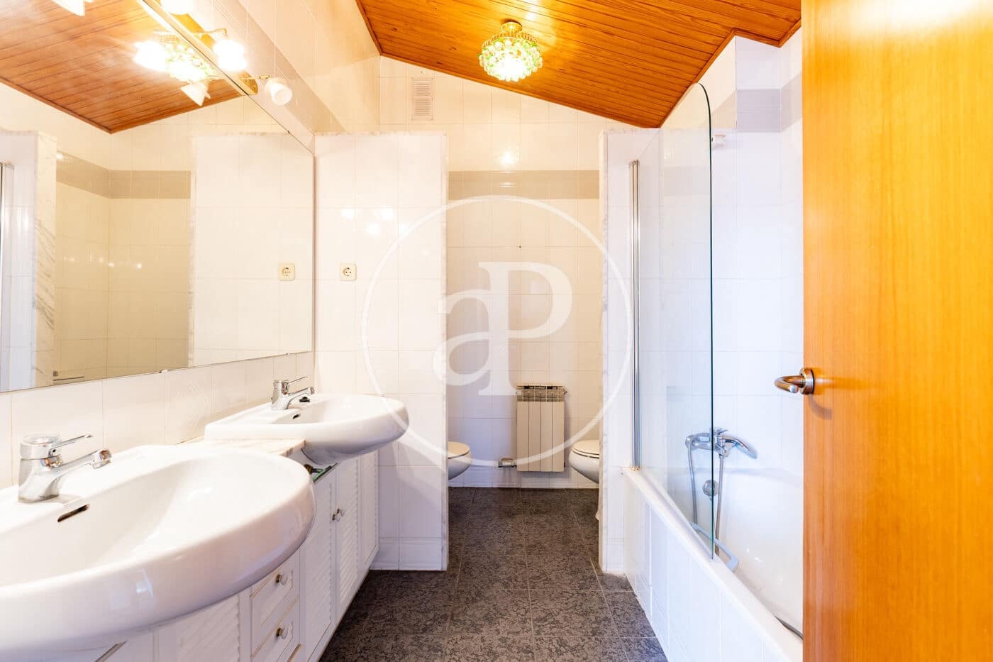 4 bedroom Villa for sale in Sant Cugat del Valles - € 1,600,000 (Ref: 9783241)