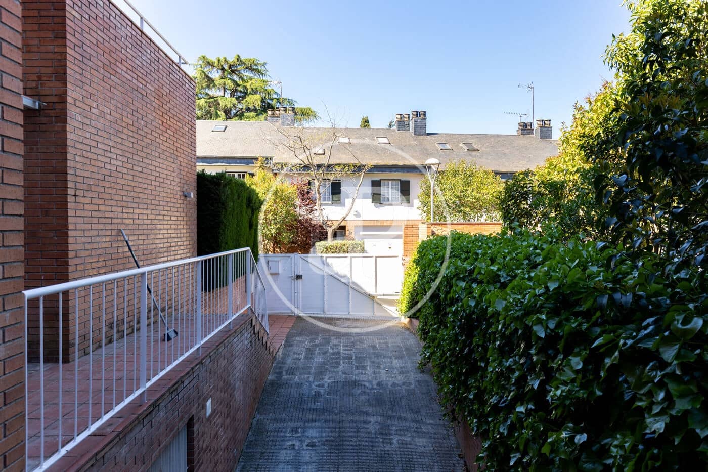 4 bedroom Villa for sale in Sant Cugat del Valles - € 1,600,000 (Ref: 9783241)