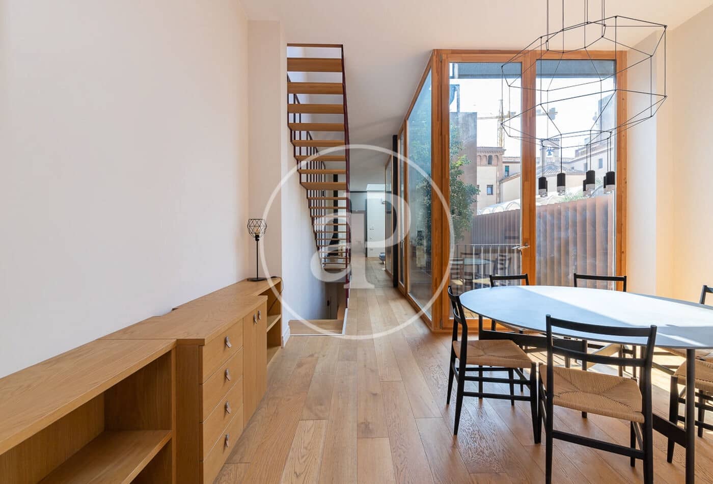 3 makuuhuone Huvila vuokrattavana paikassa Barcelona kaupunki mukana uima-altaan 
autotalli - 7 850 € (Ref: 9788386)