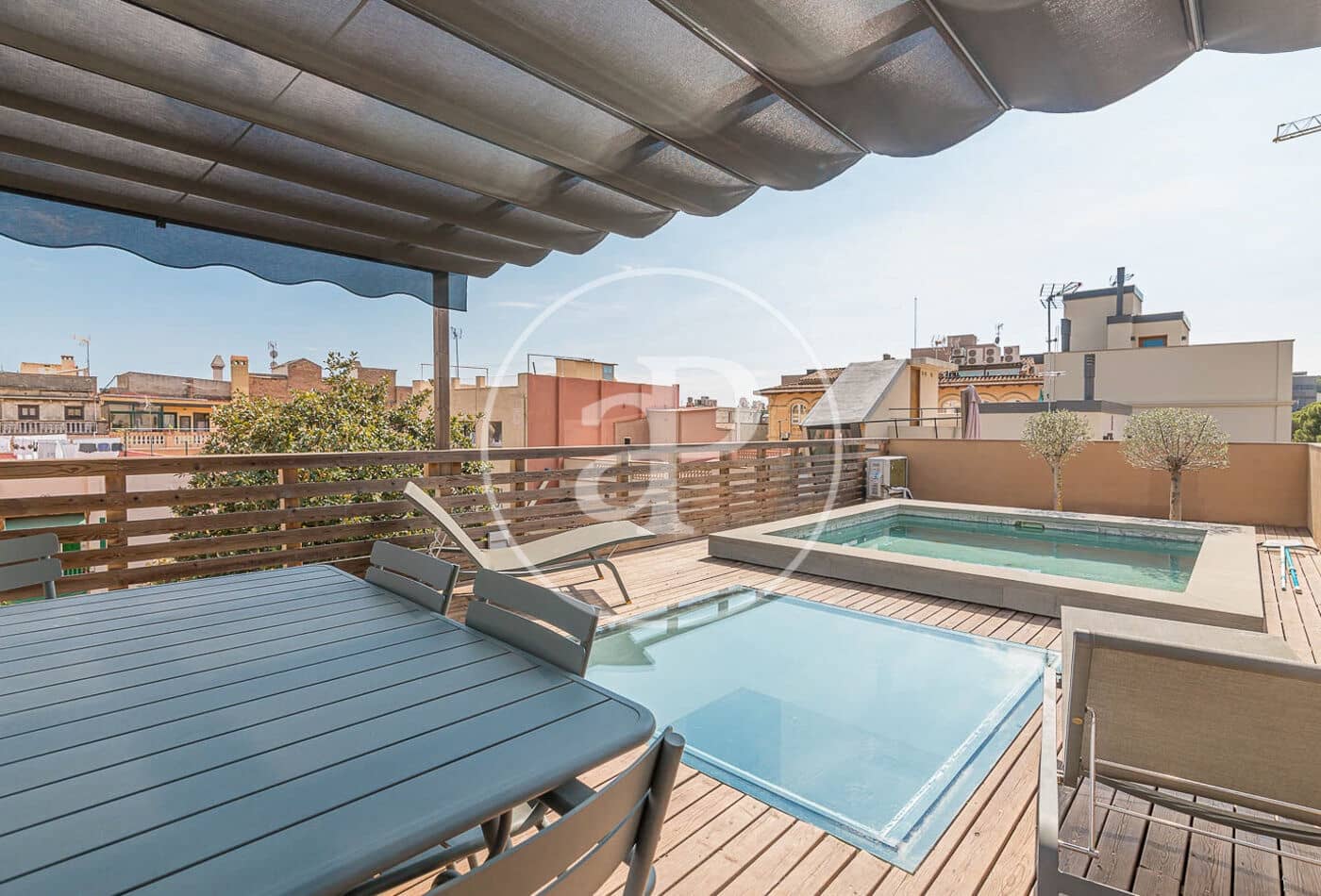 3 makuuhuone Huvila vuokrattavana paikassa Barcelona kaupunki mukana uima-altaan 
autotalli - 7 850 € (Ref: 9788386)