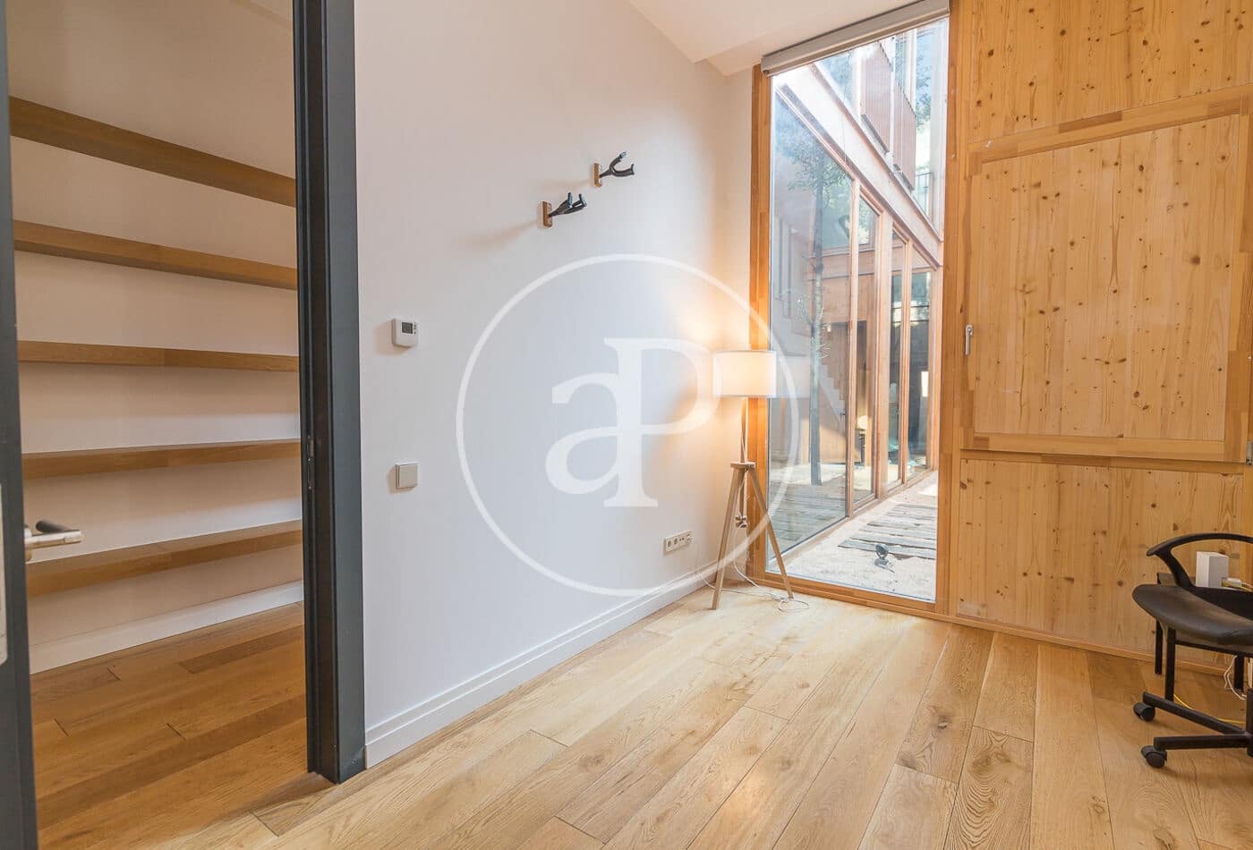 3 makuuhuone Huvila vuokrattavana paikassa Barcelona kaupunki mukana uima-altaan 
autotalli - 7 850 € (Ref: 9788386)