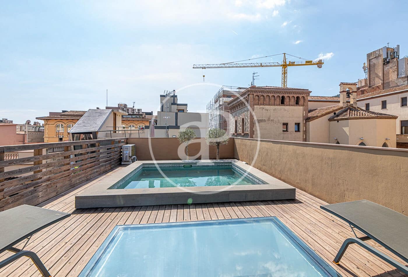 3 makuuhuone Huvila vuokrattavana paikassa Barcelona kaupunki mukana uima-altaan 
autotalli - 7 850 € (Ref: 9788386)