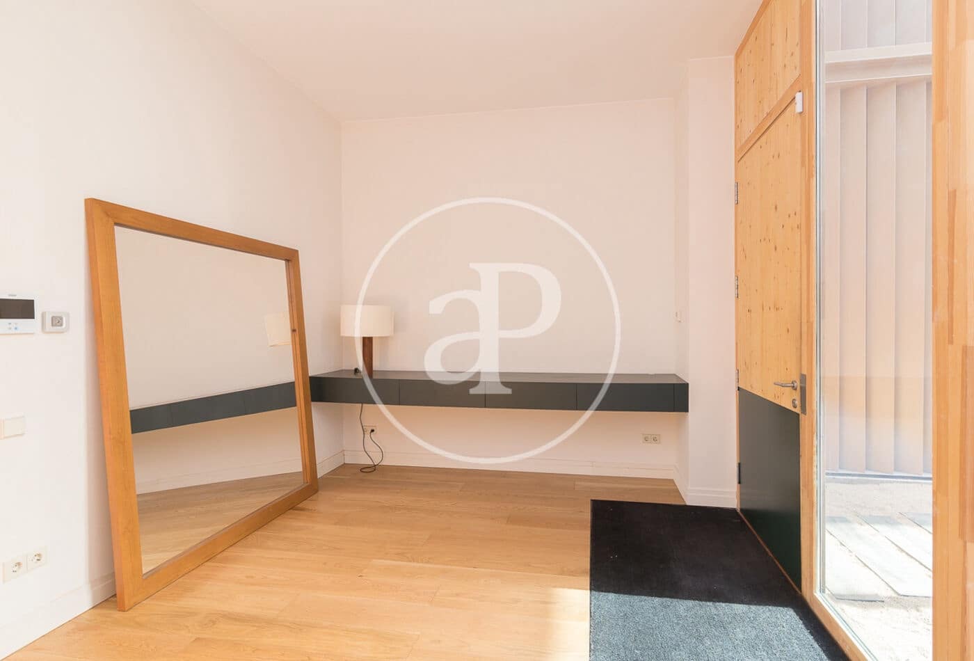 3 makuuhuone Huvila vuokrattavana paikassa Barcelona kaupunki mukana uima-altaan 
autotalli - 7 850 € (Ref: 9788386)