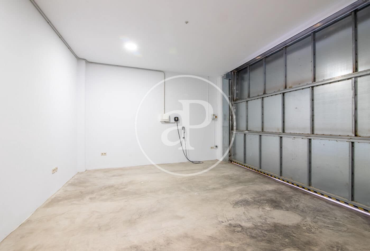 3 makuuhuone Huvila vuokrattavana paikassa Barcelona kaupunki mukana uima-altaan 
autotalli - 7 850 € (Ref: 9788386)