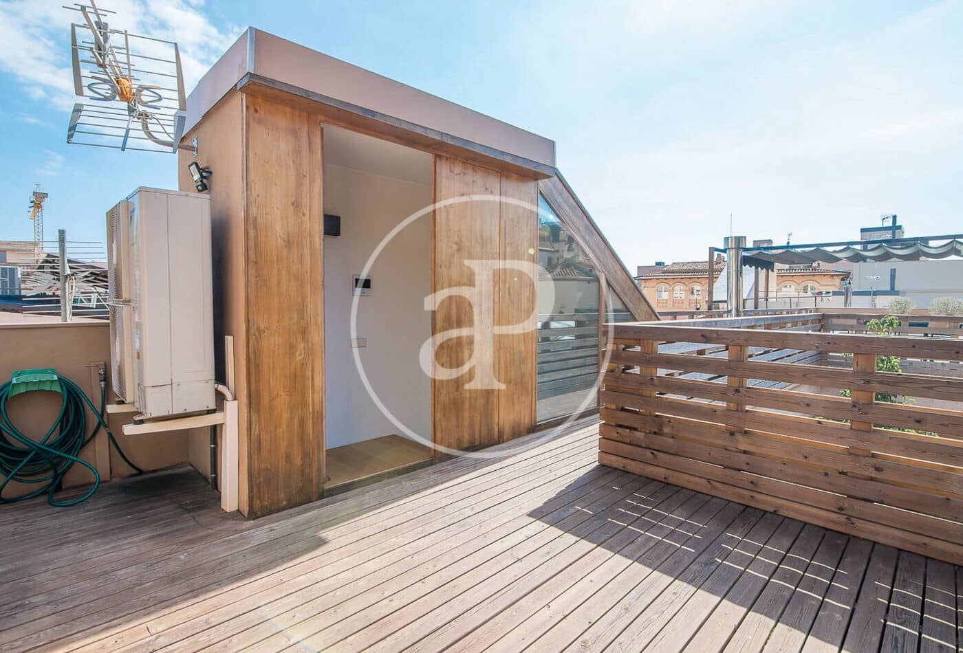 3 makuuhuone Huvila vuokrattavana paikassa Barcelona kaupunki mukana uima-altaan 
autotalli - 7 850 € (Ref: 9788386)