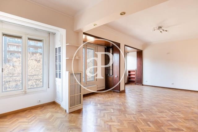 4 soveværelse Lejlighed til leje i Sant Antoni, Barcelona by - € 1.825 (Ref: 9791038)