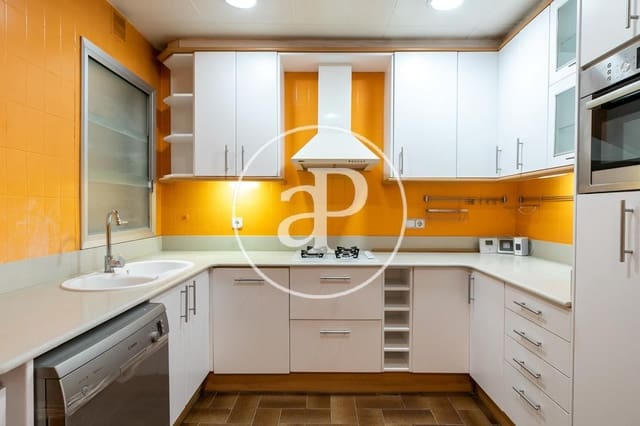 4 soveværelse Lejlighed til leje i Sant Antoni, Barcelona by - € 1.825 (Ref: 9791038)