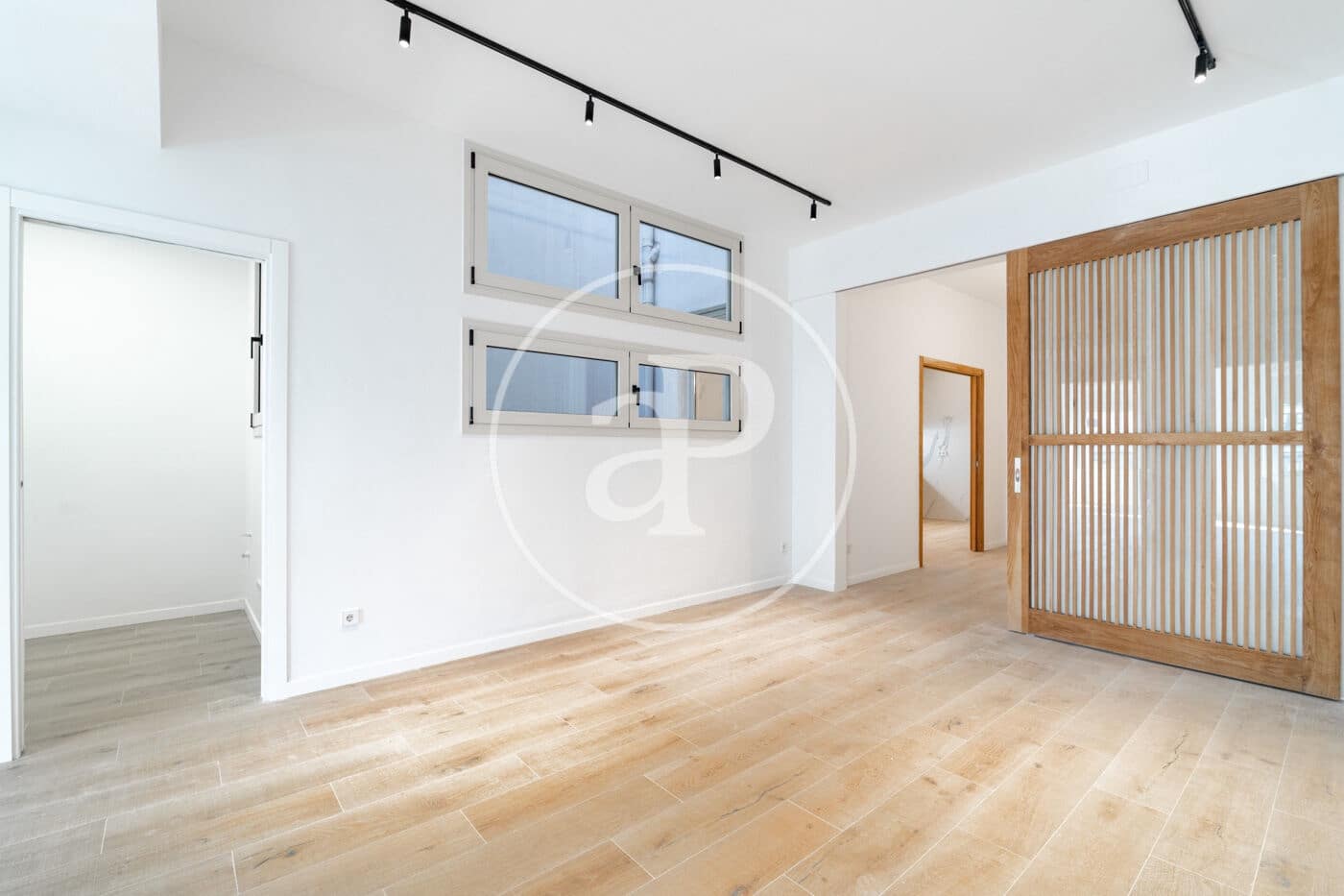 Apartamento de 4 habitaciones en Barcelona ciudad en alquiler - 5.900 € (Ref: 9791041)