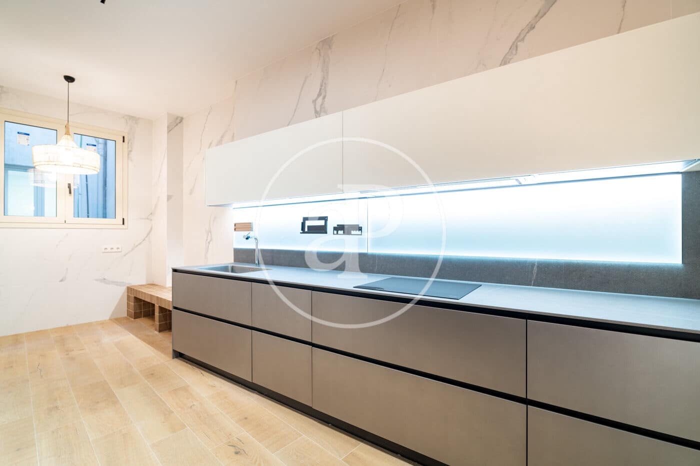 Apartamento de 4 habitaciones en Barcelona ciudad en alquiler - 5.900 € (Ref: 9791041)