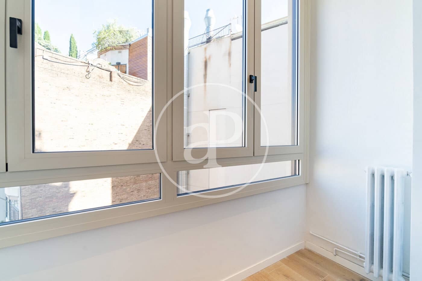 Apartamento de 4 habitaciones en Barcelona ciudad en alquiler - 5.900 € (Ref: 9791041)