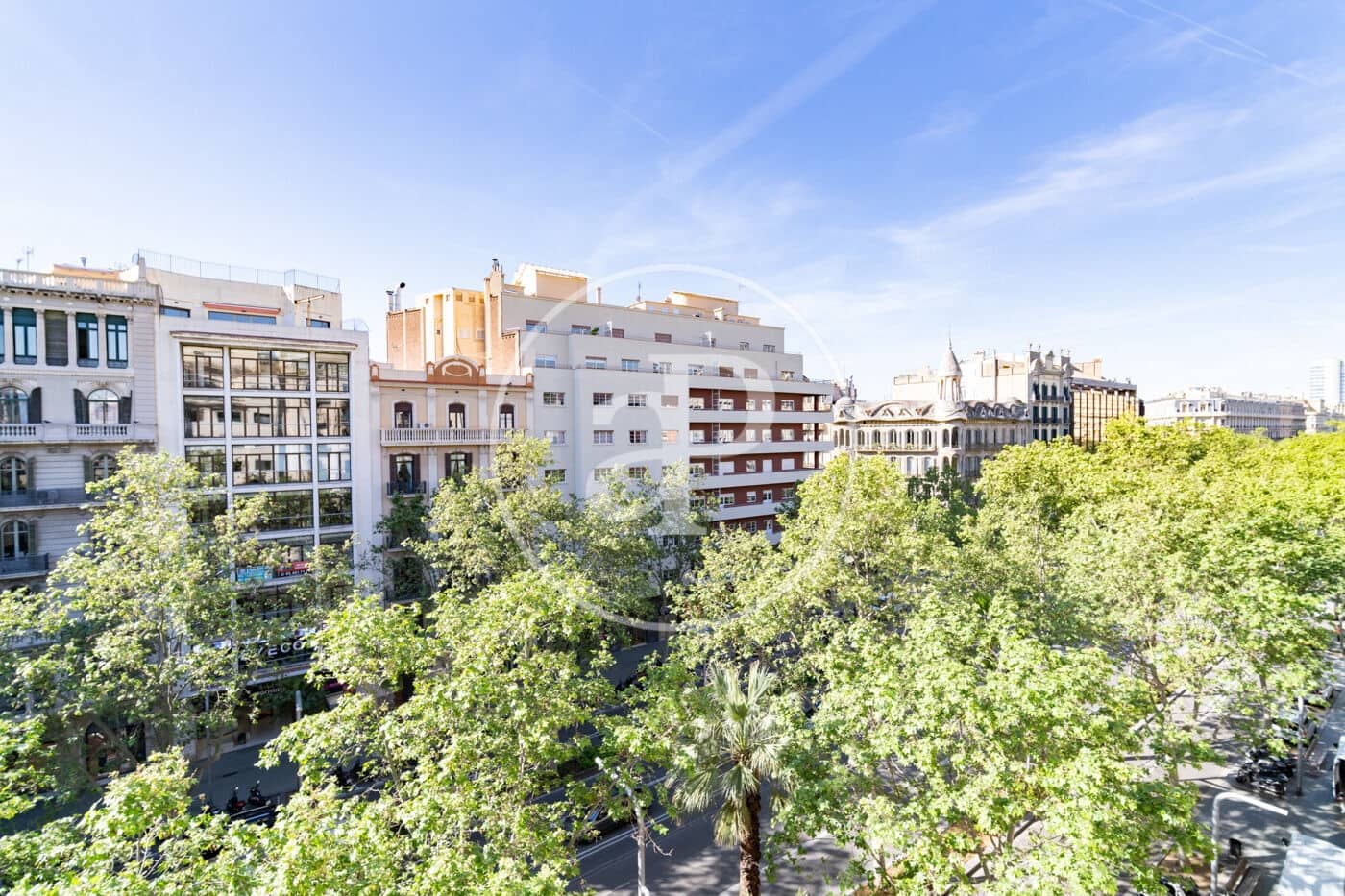 Apartamento de 4 habitaciones en Barcelona ciudad en alquiler - 5.900 € (Ref: 9791041)