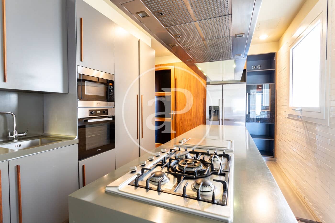 5 makuuhuone Kattohuoneisto vuokrattavana paikassa Barcelona kaupunki mukana 
autotalli - 15 000 € (Ref: 9791042)