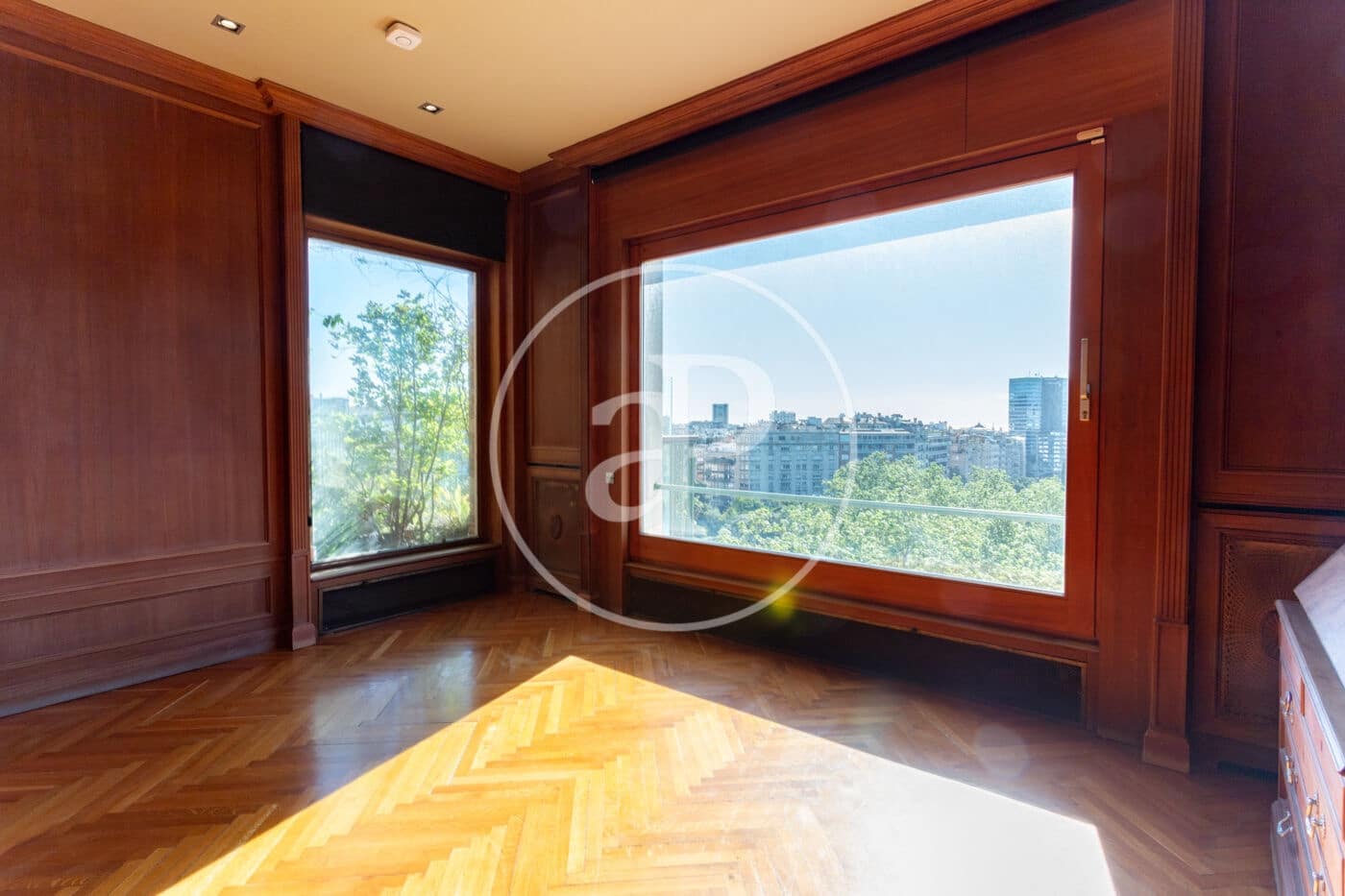 5 makuuhuone Kattohuoneisto vuokrattavana paikassa Barcelona kaupunki mukana 
autotalli - 15 000 € (Ref: 9791042)