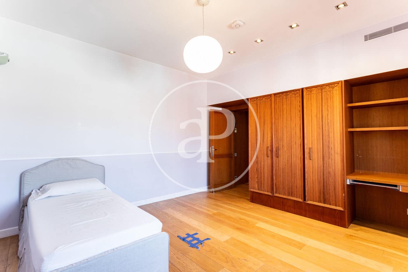 5 makuuhuone Kattohuoneisto vuokrattavana paikassa Barcelona kaupunki mukana 
autotalli - 15 000 € (Ref: 9791042)