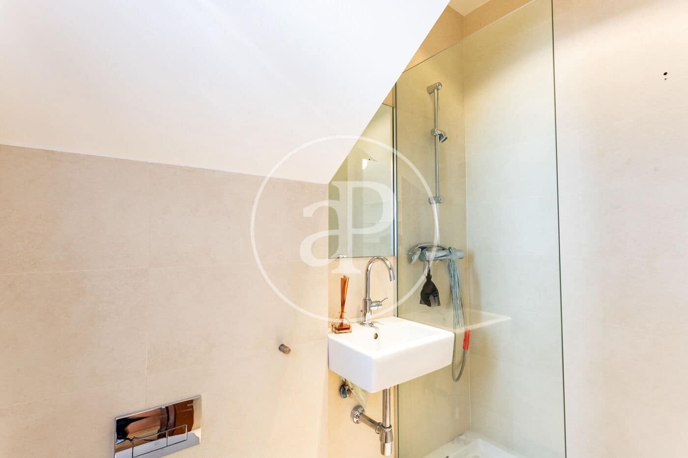 5 makuuhuone Kattohuoneisto vuokrattavana paikassa Barcelona kaupunki mukana 
autotalli - 15 000 € (Ref: 9791042)