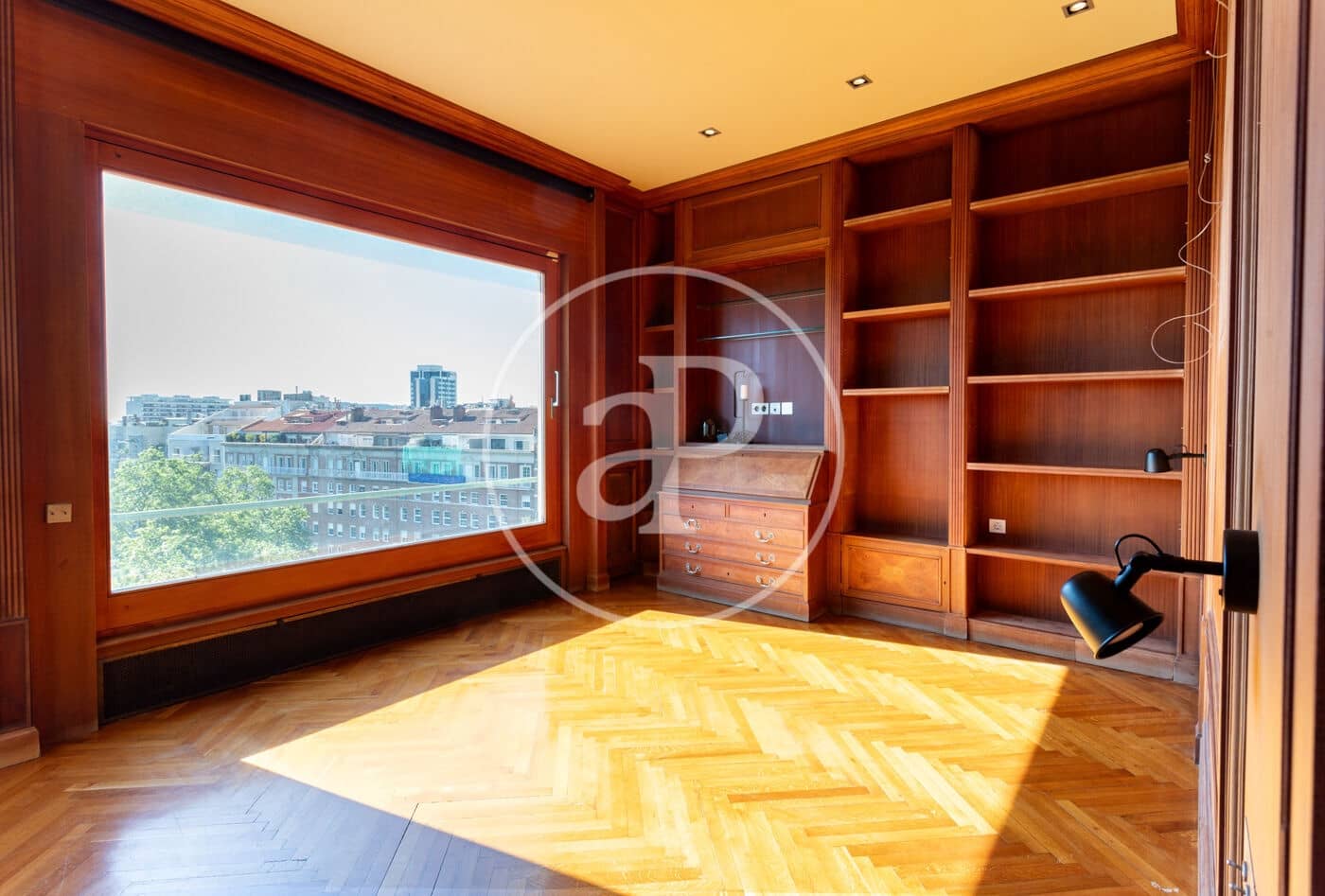 5 makuuhuone Kattohuoneisto vuokrattavana paikassa Barcelona kaupunki mukana 
autotalli - 15 000 € (Ref: 9791042)