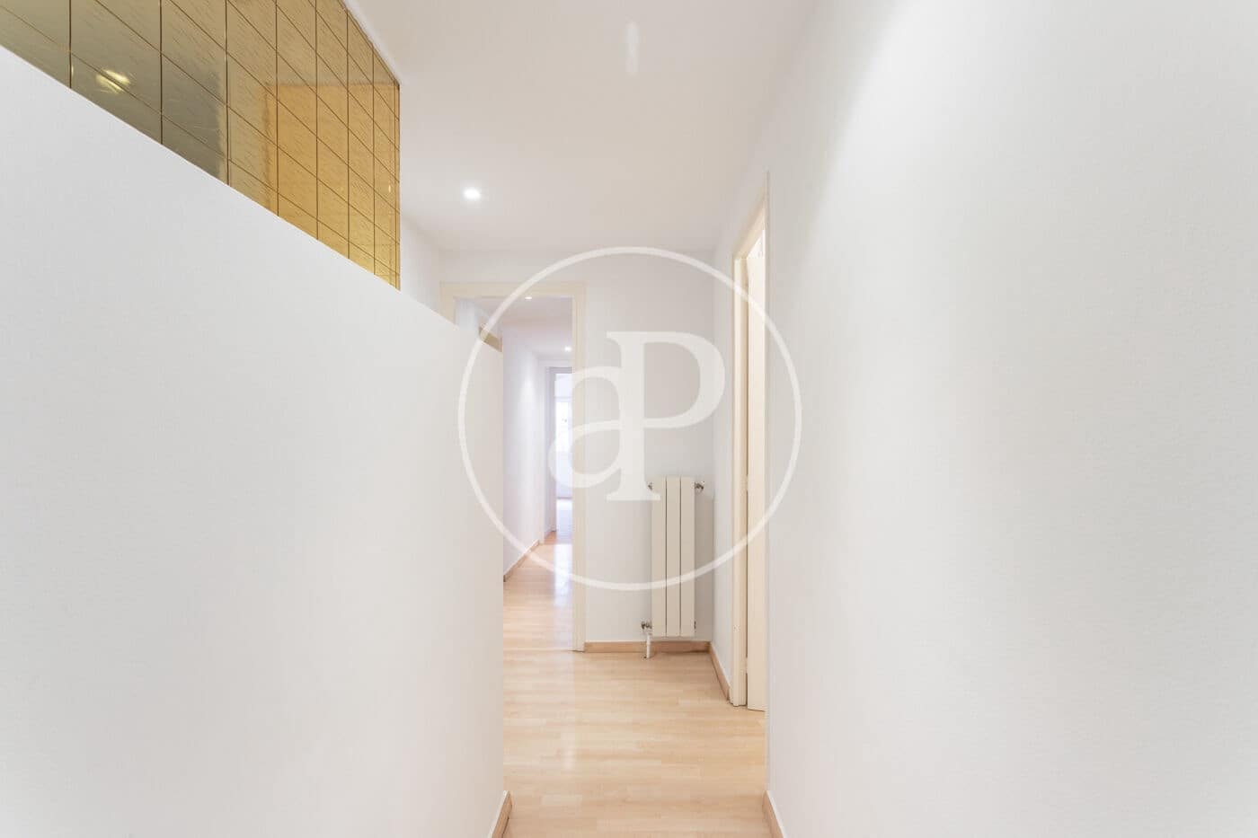 3 soverom Leilighet til leie i Barcelona by - € 2 800 (Ref: 9791043)