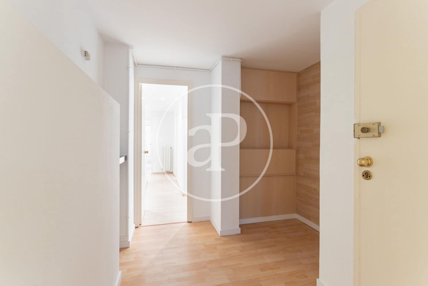 3 soverom Leilighet til leie i Barcelona by - € 2 800 (Ref: 9791043)