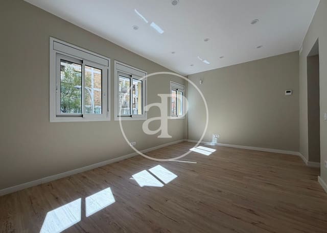 2 soverom Leilighet til salgs i El Guinardó, Barcelona by - € 376 000 (Ref: 9794604)