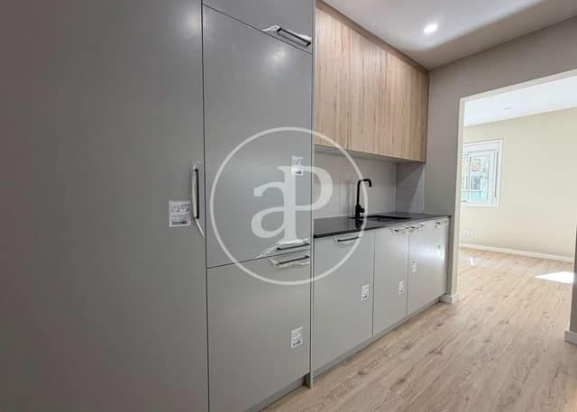 2 soverom Leilighet til salgs i El Guinardó, Barcelona by - € 376 000 (Ref: 9794604)