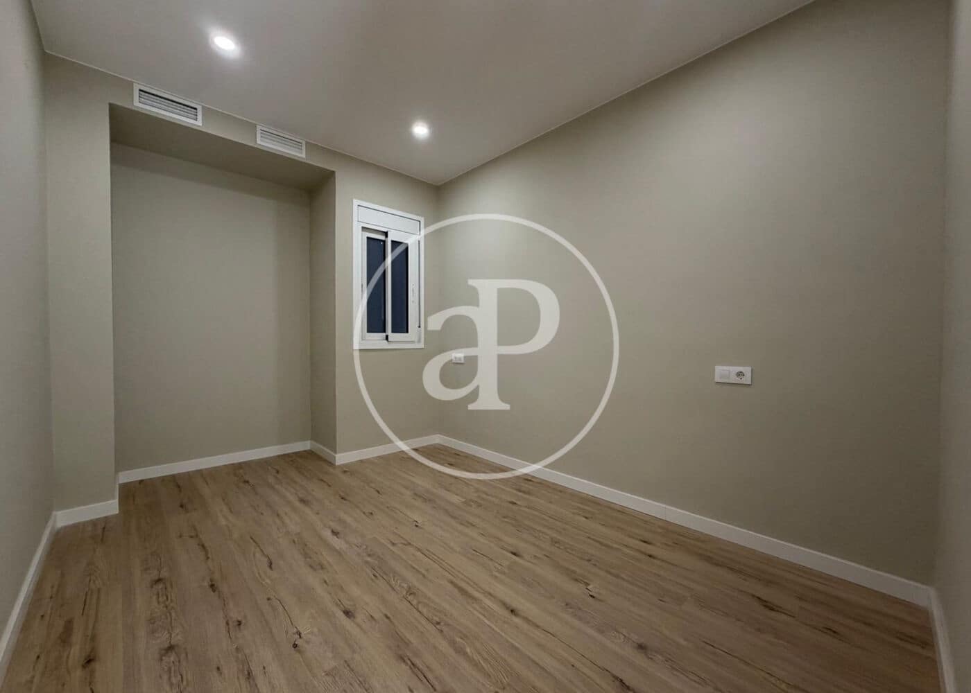 2 soverom Leilighet til salgs i Barcelona by - € 376 000 (Ref: 9794604)