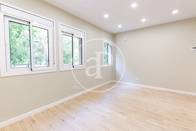 2 quarto Apartamento para venda em El Guinardó, Barcelona cidade - 376 000 € (Ref: 9794604)