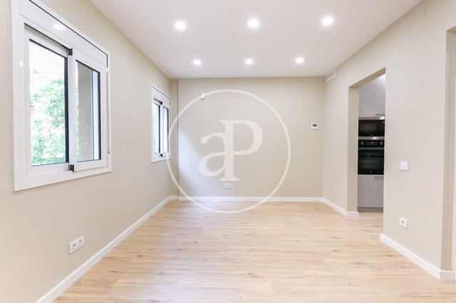 2 quarto Apartamento para venda em El Guinardó, Barcelona cidade - 376 000 € (Ref: 9794604)