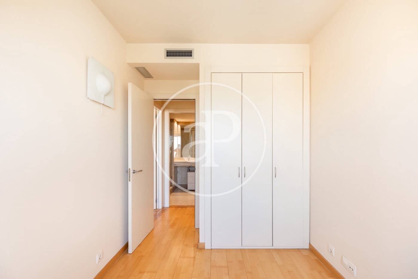 4 sypialnia Apartament na sprzedaż w Miasto Barcelona z basenem - 1 330 000 € (Ref: 9794605)