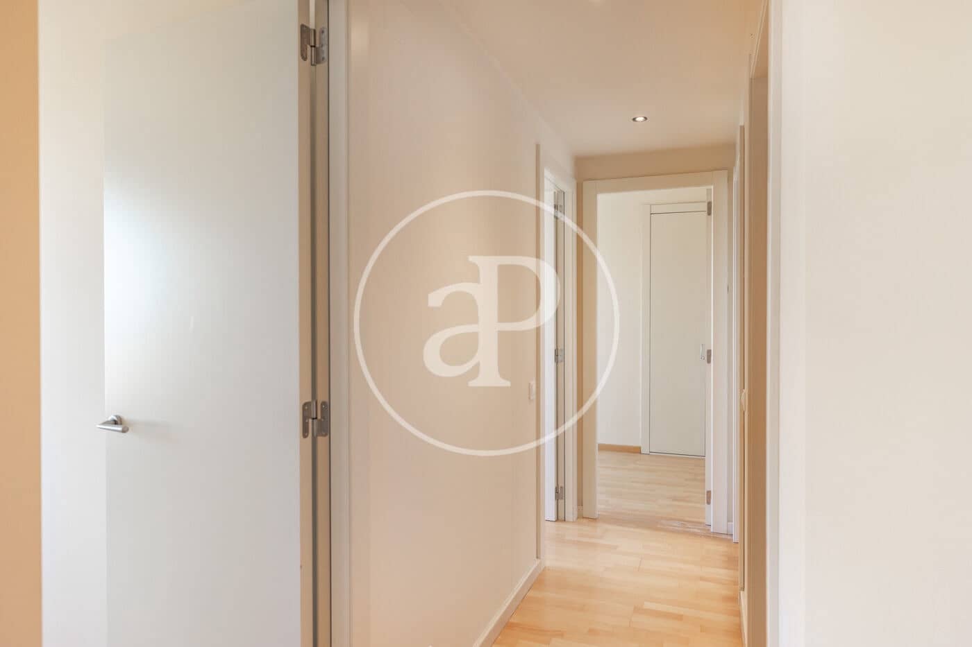 4 sypialnia Apartament na sprzedaż w Miasto Barcelona z basenem - 1 330 000 € (Ref: 9794605)