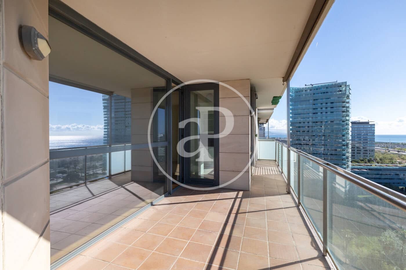 4 sypialnia Apartament na sprzedaż w Miasto Barcelona z basenem - 1 330 000 € (Ref: 9794605)