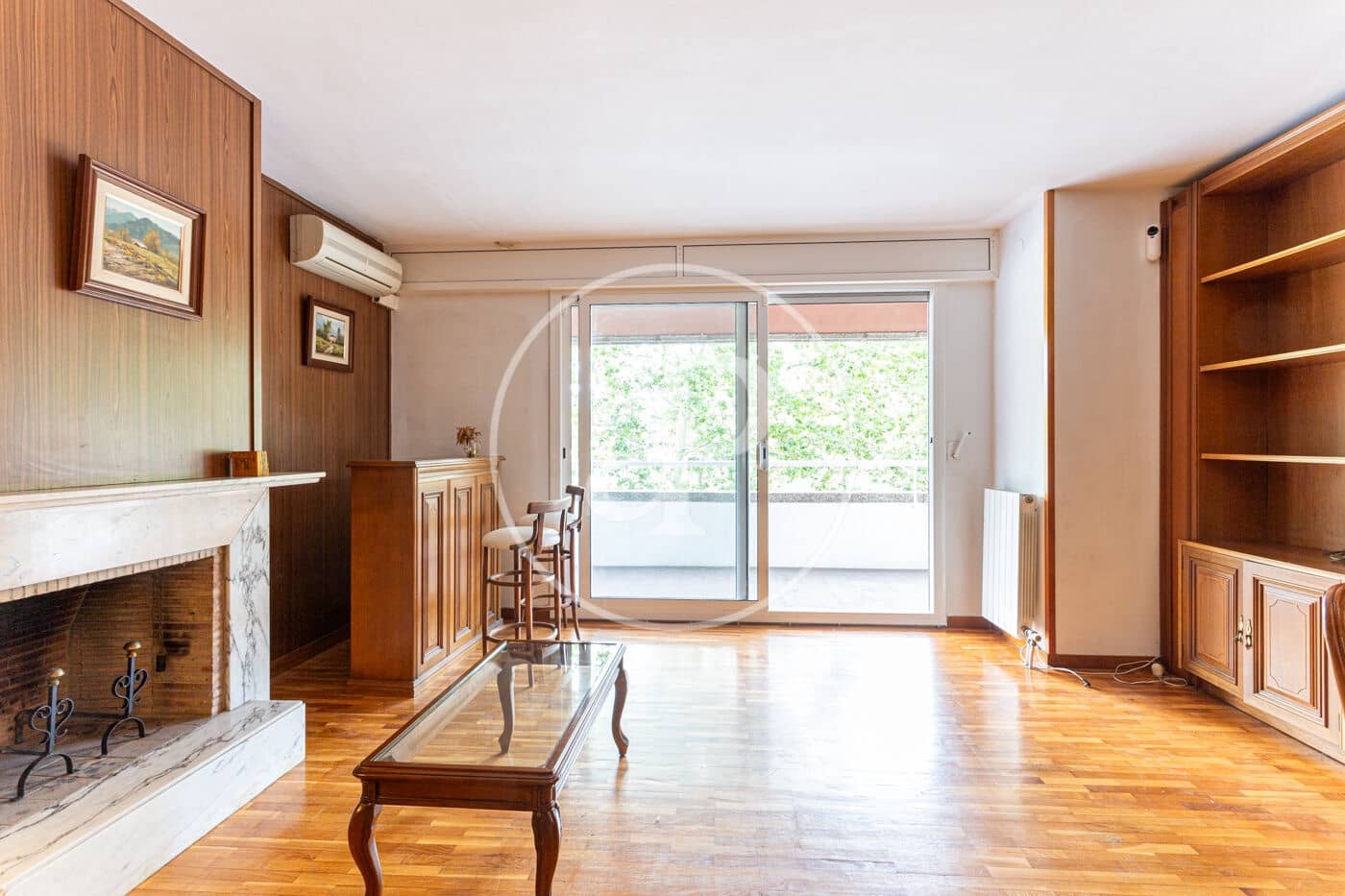 4 soverom Leilighet til leie i Barcelona by - € 1 750 (Ref: 9797075)
