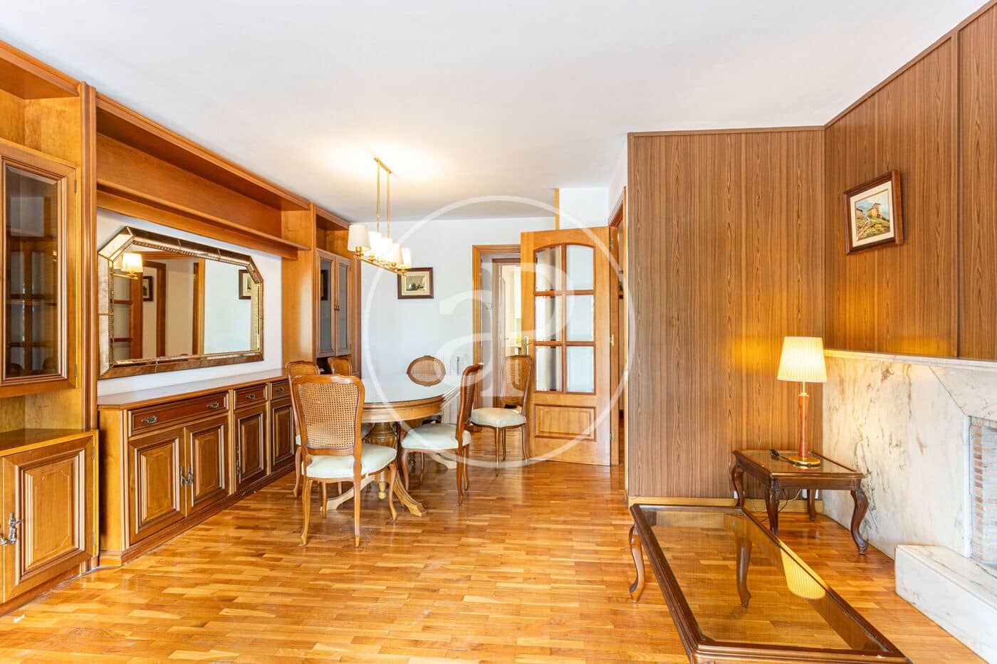 4 soverom Leilighet til leie i Barcelona by - € 1 750 (Ref: 9797075)