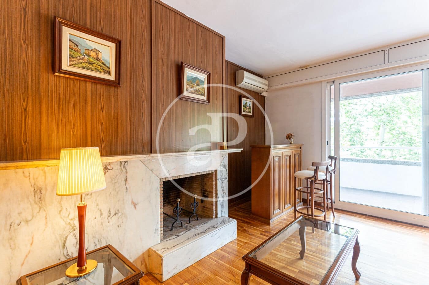 4 soverom Leilighet til leie i Barcelona by - € 1 750 (Ref: 9797075)