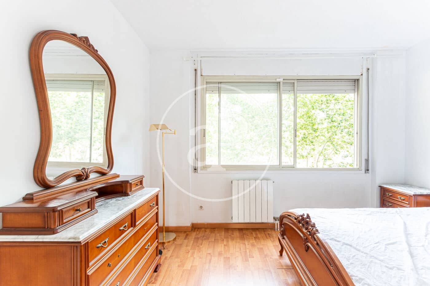 4 soverom Leilighet til leie i Barcelona by - € 1 750 (Ref: 9797075)