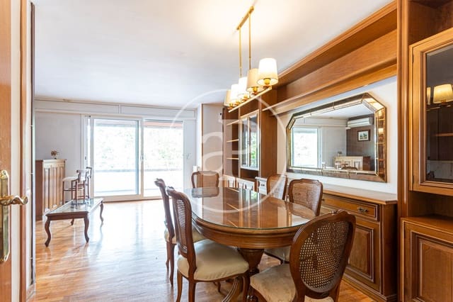 4 soverom Leilighet til leie i La Maternitat i Sant Ramon, Barcelona by - € 1 750 (Ref: 9797075)