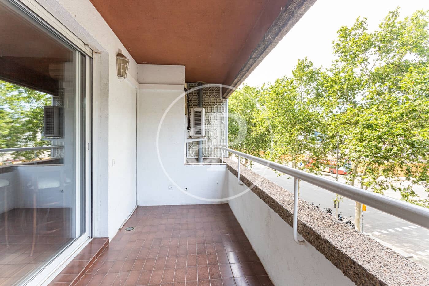 4 soverom Leilighet til leie i Barcelona by - € 1 750 (Ref: 9797075)