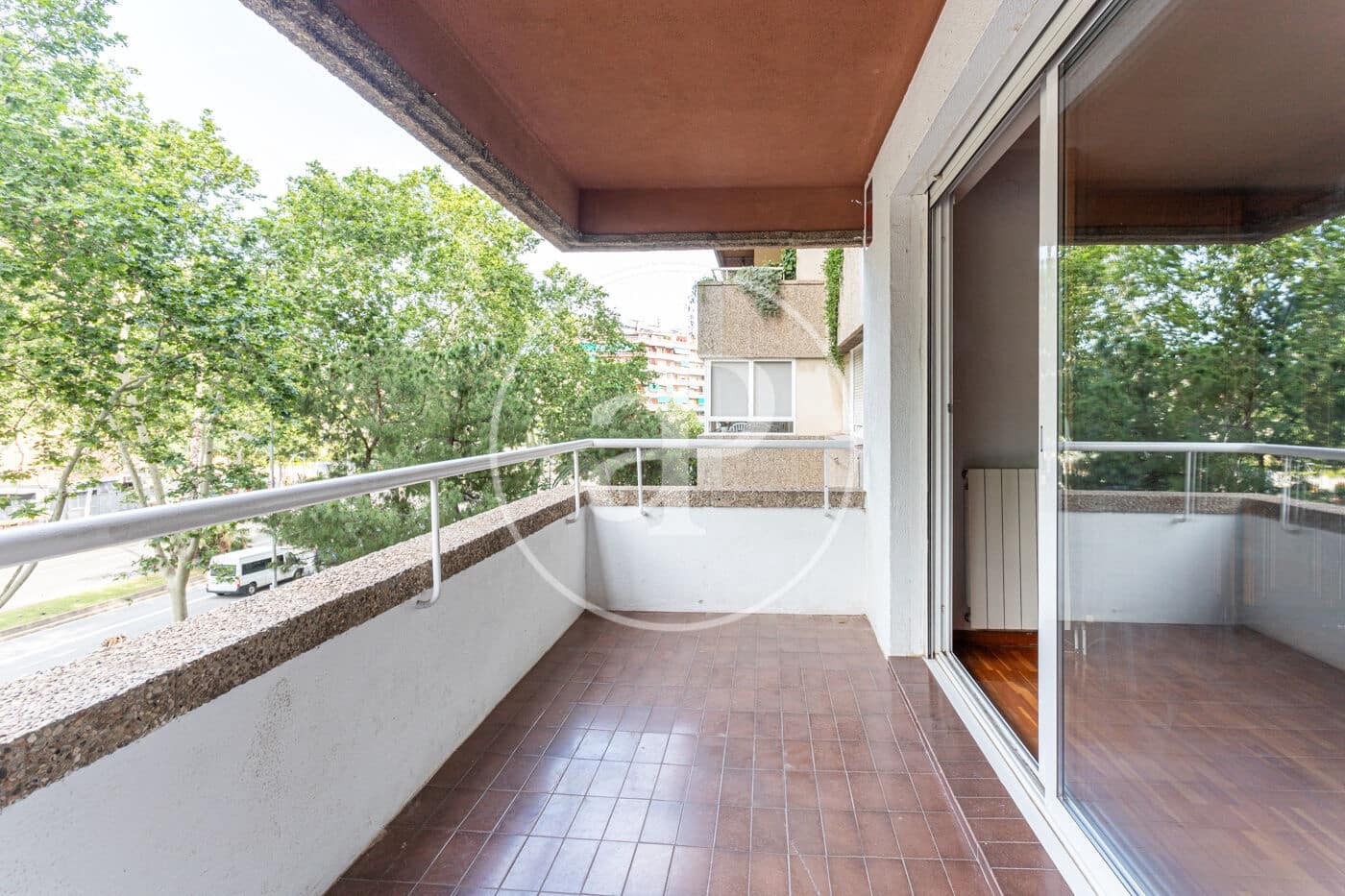 4 soverom Leilighet til leie i Barcelona by - € 1 750 (Ref: 9797075)