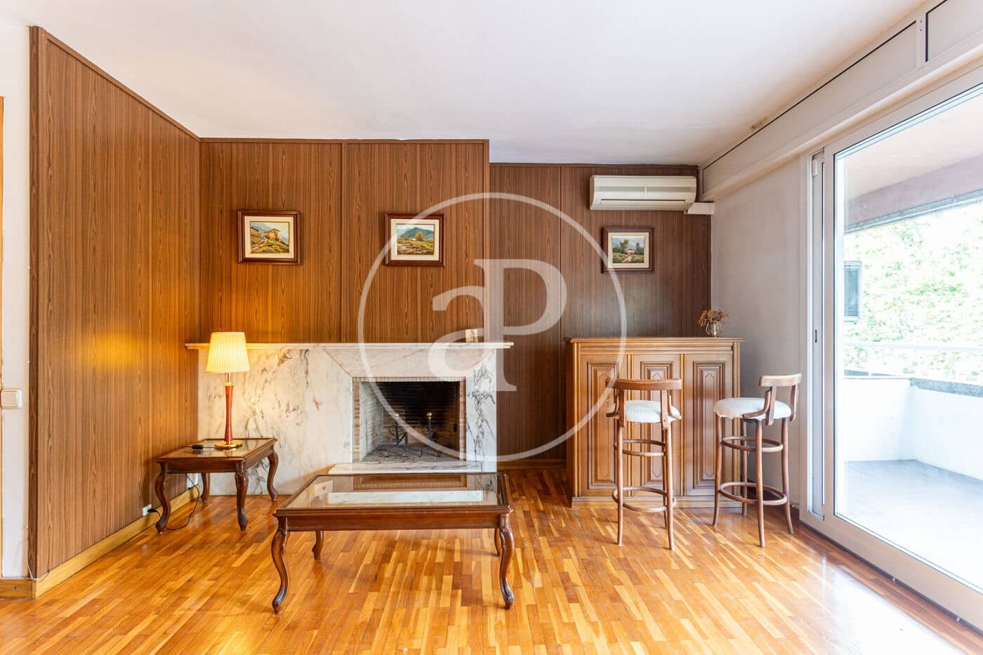 4 soverom Leilighet til leie i Barcelona by - € 1 750 (Ref: 9797075)