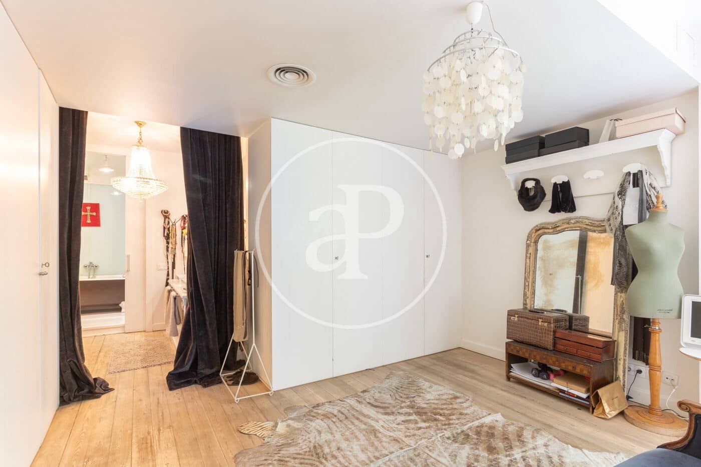 3 camera da letto Appartamento da affittare in Barcelona citta con piscina garage - 7.000 € (Rif: 9799239)