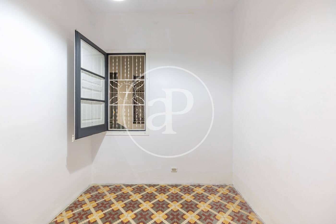 4 soverom Leilighet til salgs i Barcelona by - € 340 000 (Ref: 9799240)