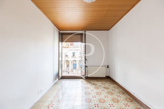 4 soverom Leilighet til salgs i La Sagrera, Barcelona by - € 340 000 (Ref: 9799240)