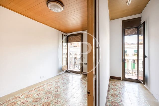4 soverom Leilighet til salgs i La Sagrera, Barcelona by - € 340 000 (Ref: 9799240)